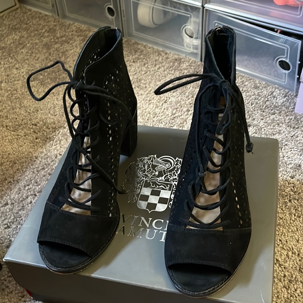 Vince Camuto